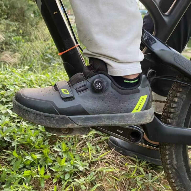 AVITUS Mountain Bike Shoes Zap - Commuting On Road Bike recensie en prijs